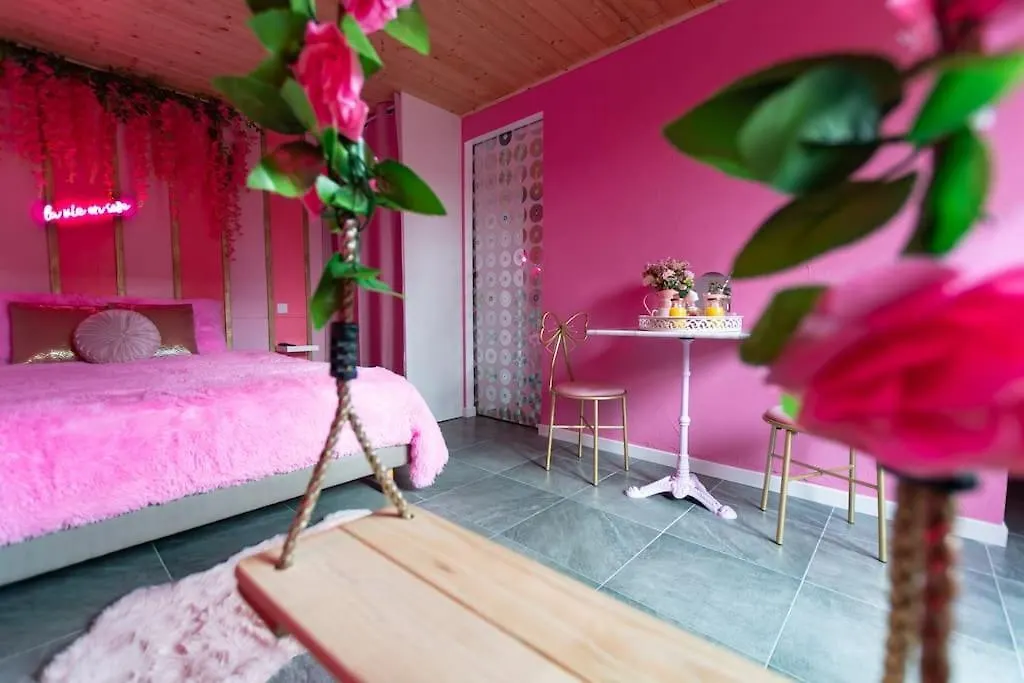 Pinky Room Glamour Mais Pas Que Parking Gratuit Saint-Julien  Franciaország