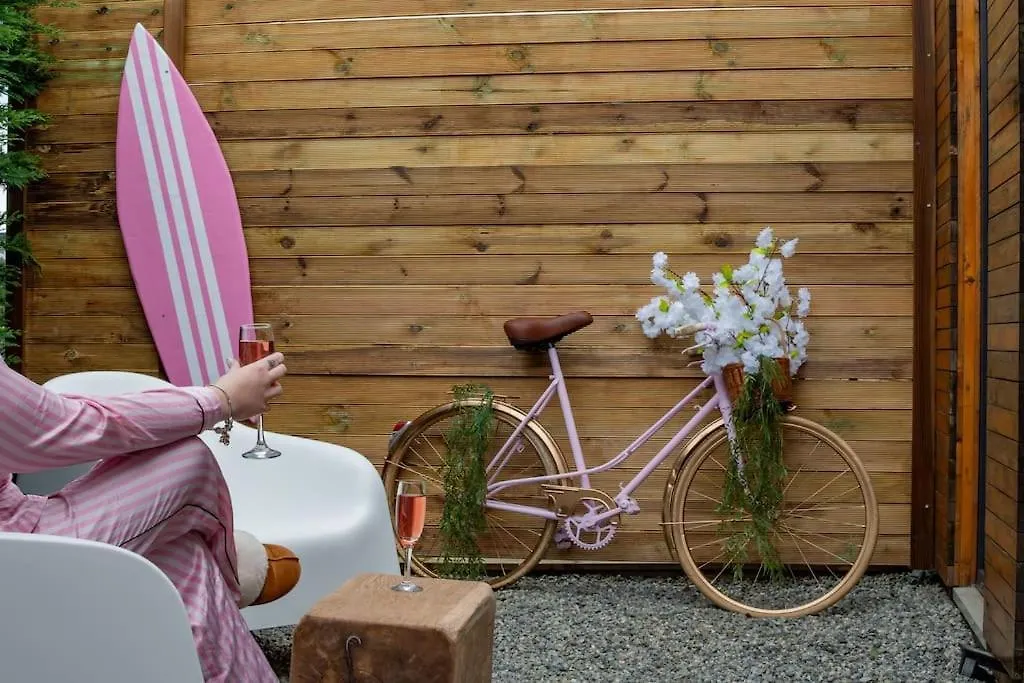 Pinky Room Glamour Mais Pas Que Parking Gratuit Saint-Julien  0*, Saint-Julien (Cotes-d'Armor)